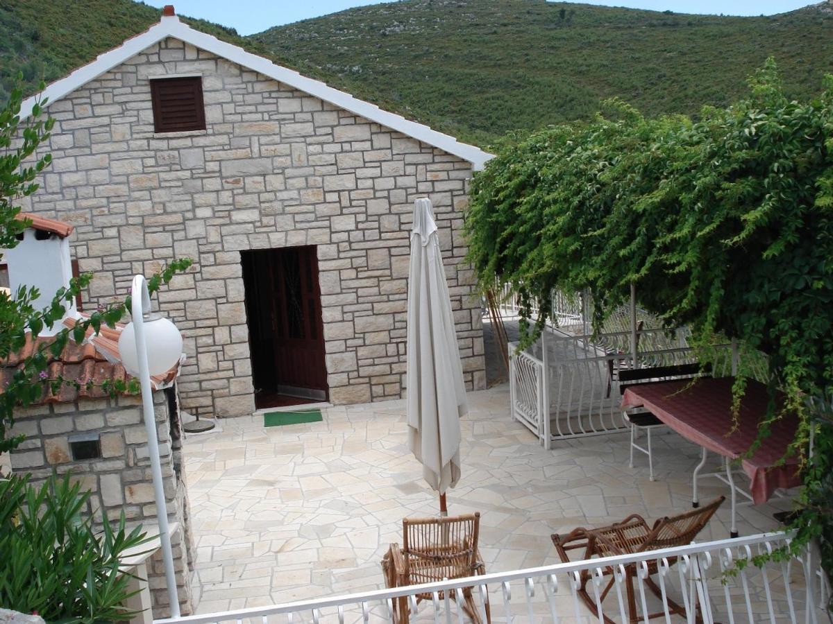 Holiday home Seaside House With A Swimming Pool Cove Pribinja, Hvar - 15324